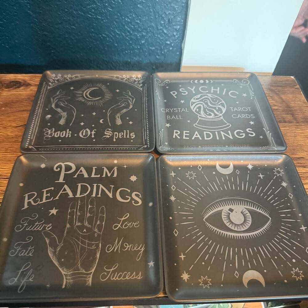 Authentique Spooky Night Melamine Square Appetizer Plates (Set of 4)